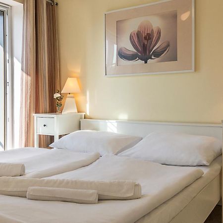 Vacationclub - Rezydencja Bursztyn Apartament 31 Swinoujscie Bagian luar foto